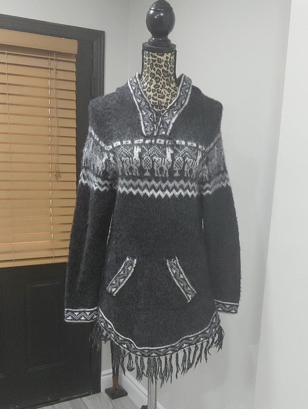 Cozy Alpaca Black & White Nordic Fringe Knit Sweater